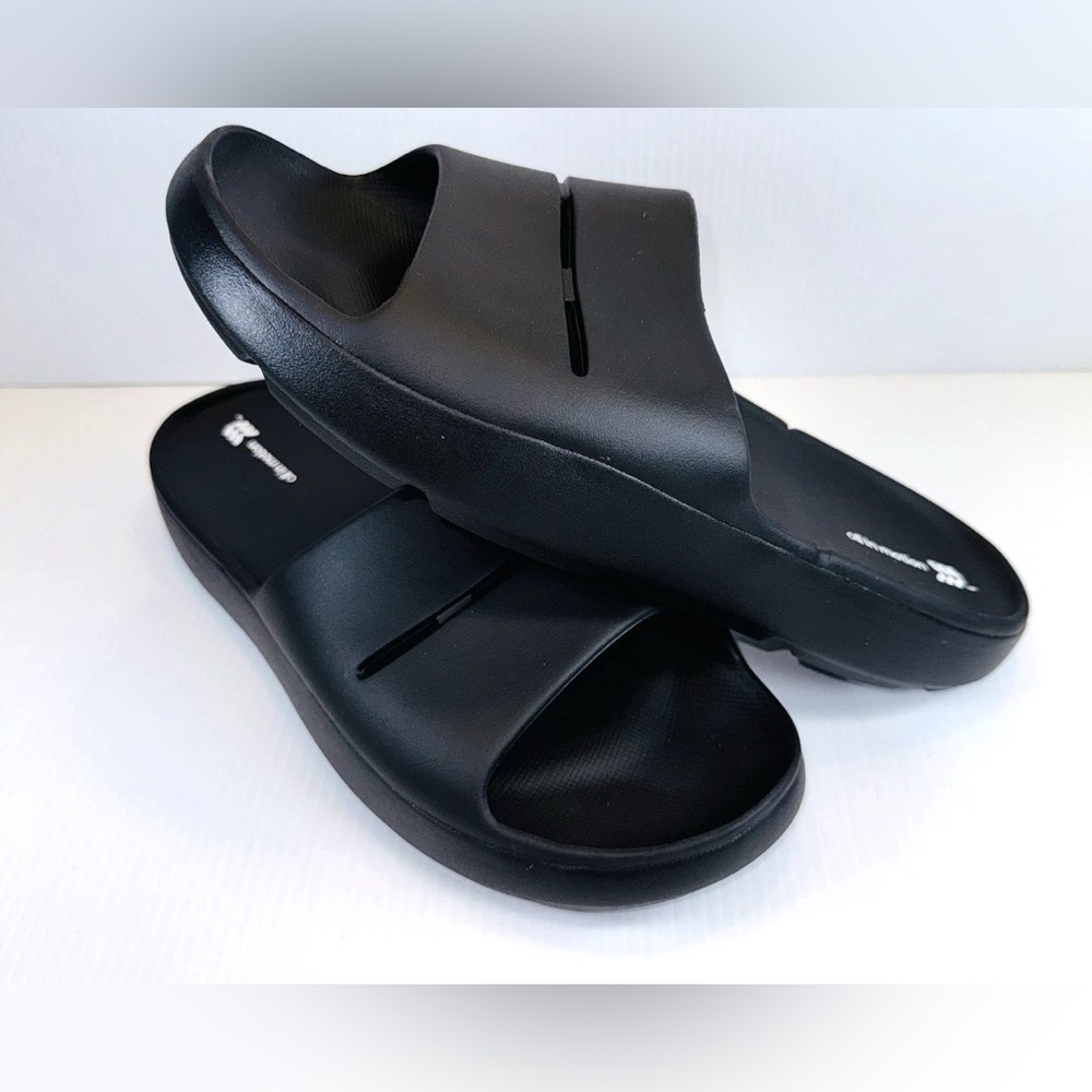 All in Motion‎ Black Slide Sandals